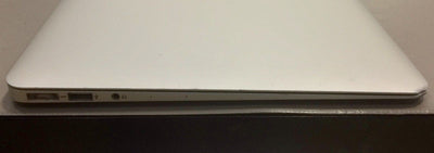 MacBook Air 13" Intel i5 1.3 GHz
