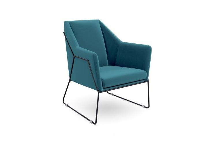 Eadu Arm chair